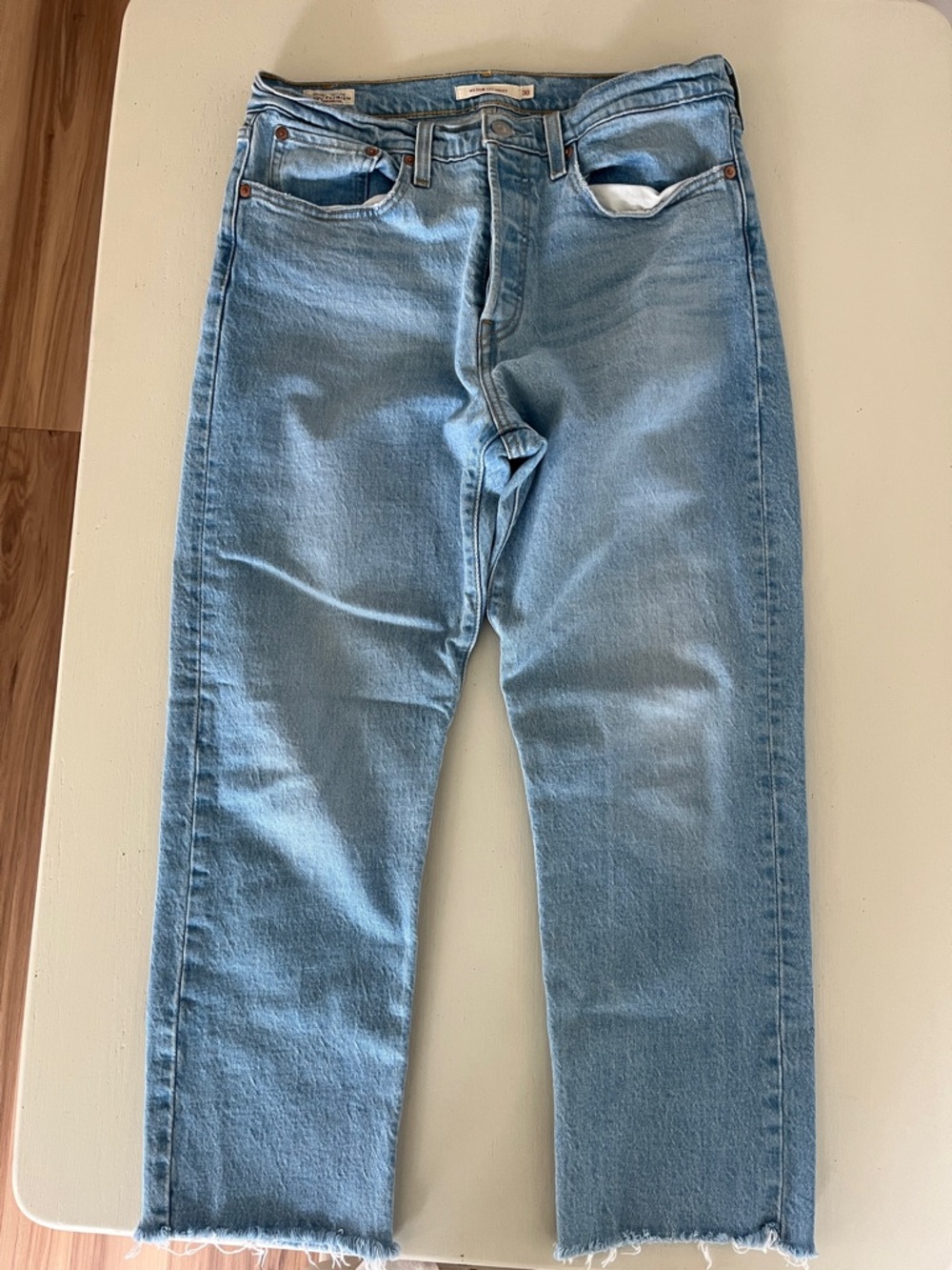Wedgie Straight Light Wash Jeans - Size 30